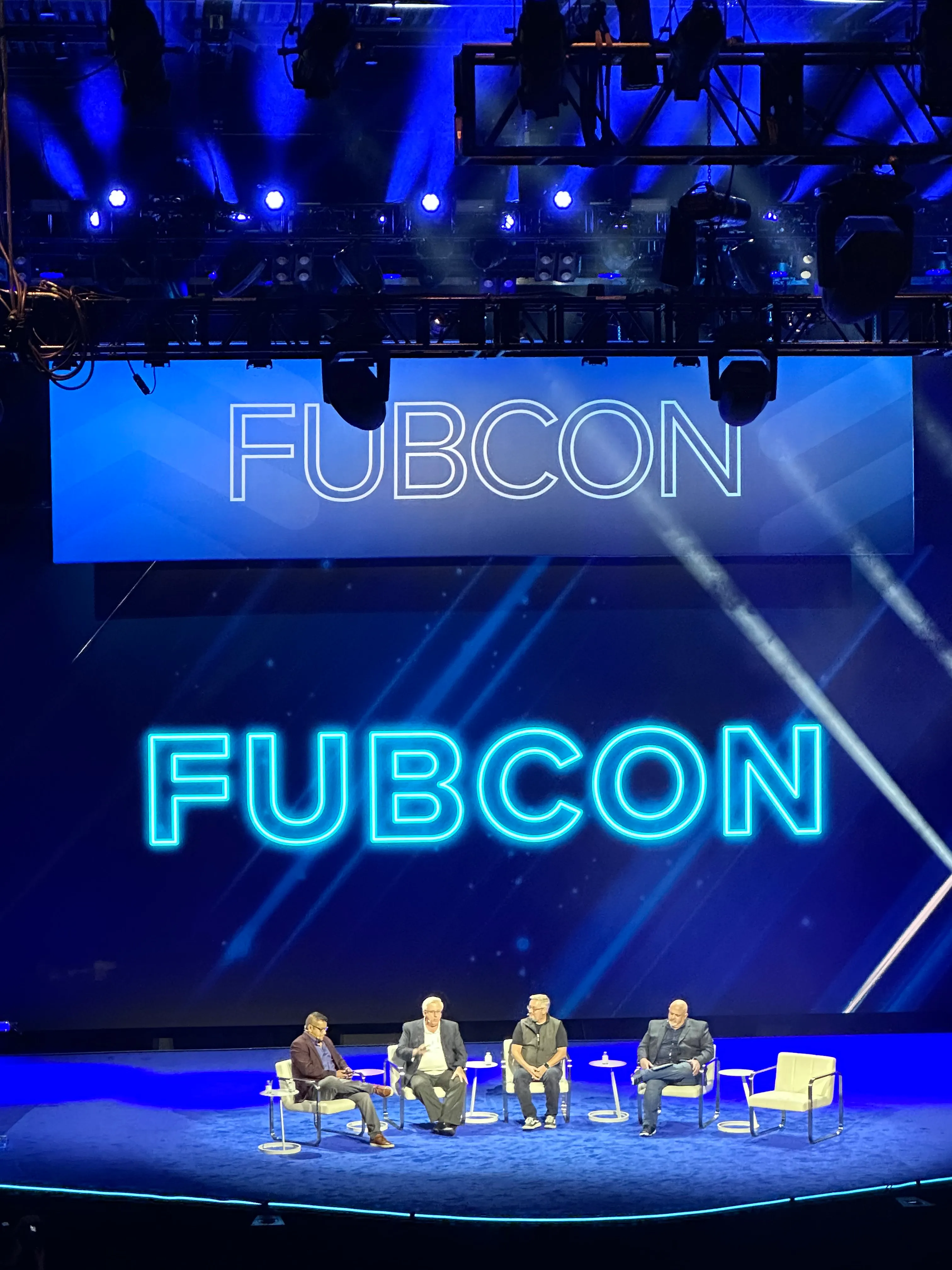 Dan Stewart on a panel at FUBCON